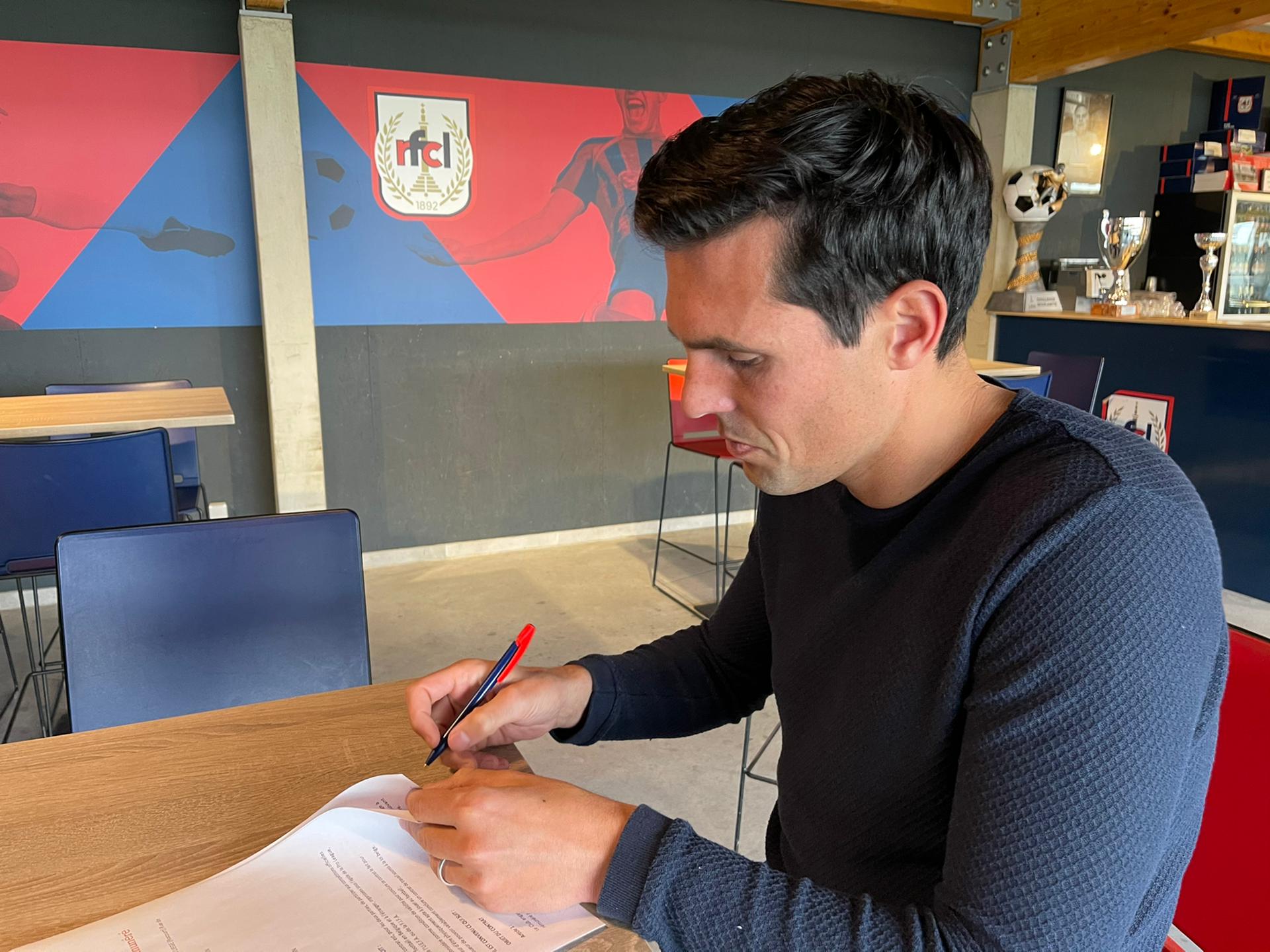 Equipe A | Jérémy Perbet signe pour deux ans au RFCL !