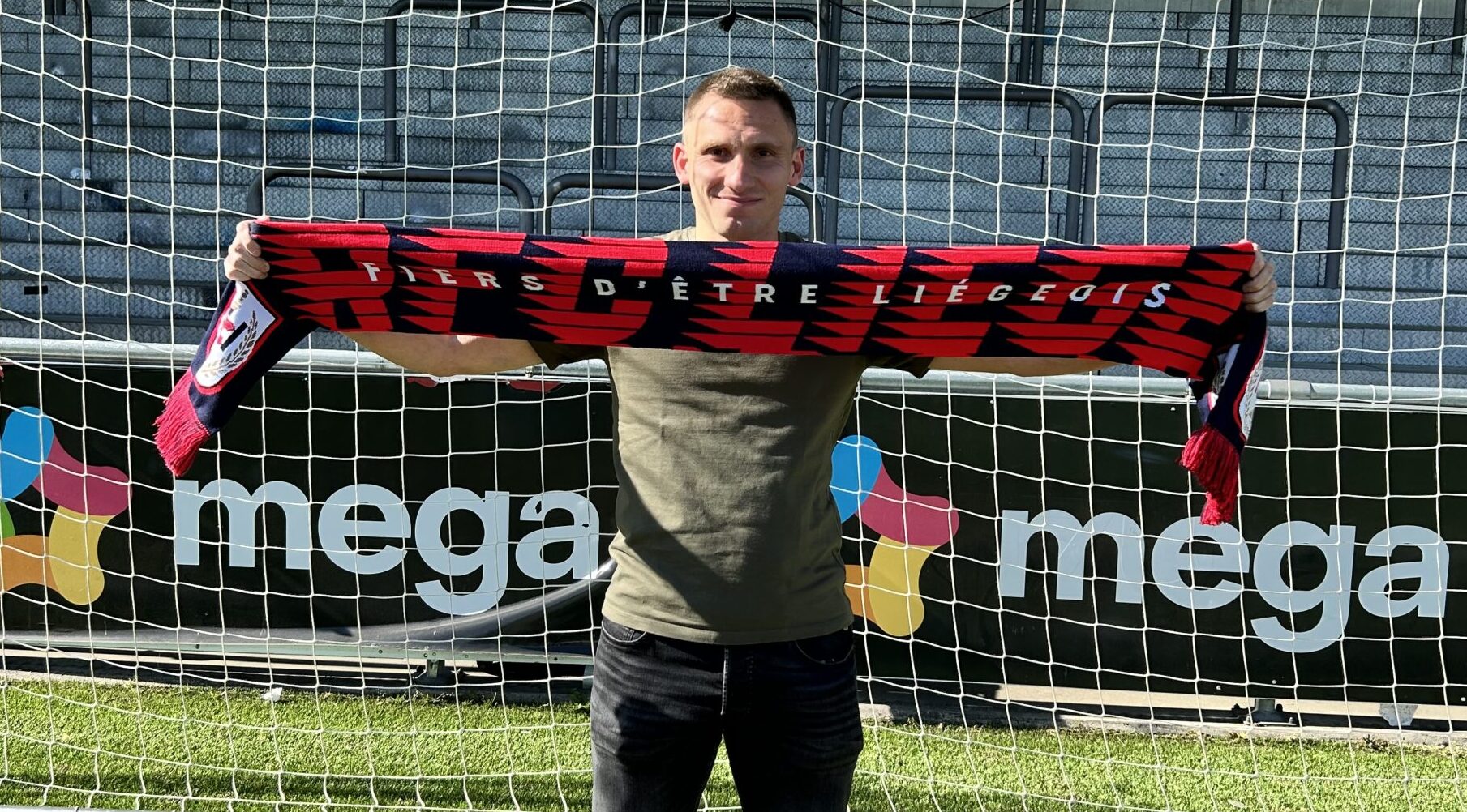 25/26 | Jona prolonge au RFCL !